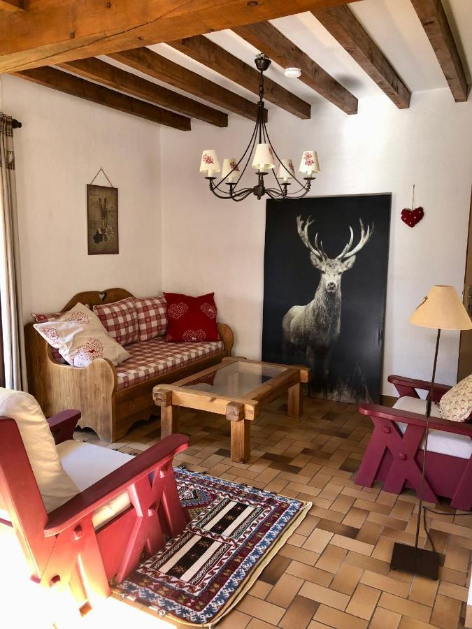Chalet en pleine nature avec 2 appartements pour 6 ou 8 qui peuvent être réunis en 1 pour 14 personnes Saint-Gervais-les-Bains Exterior foto