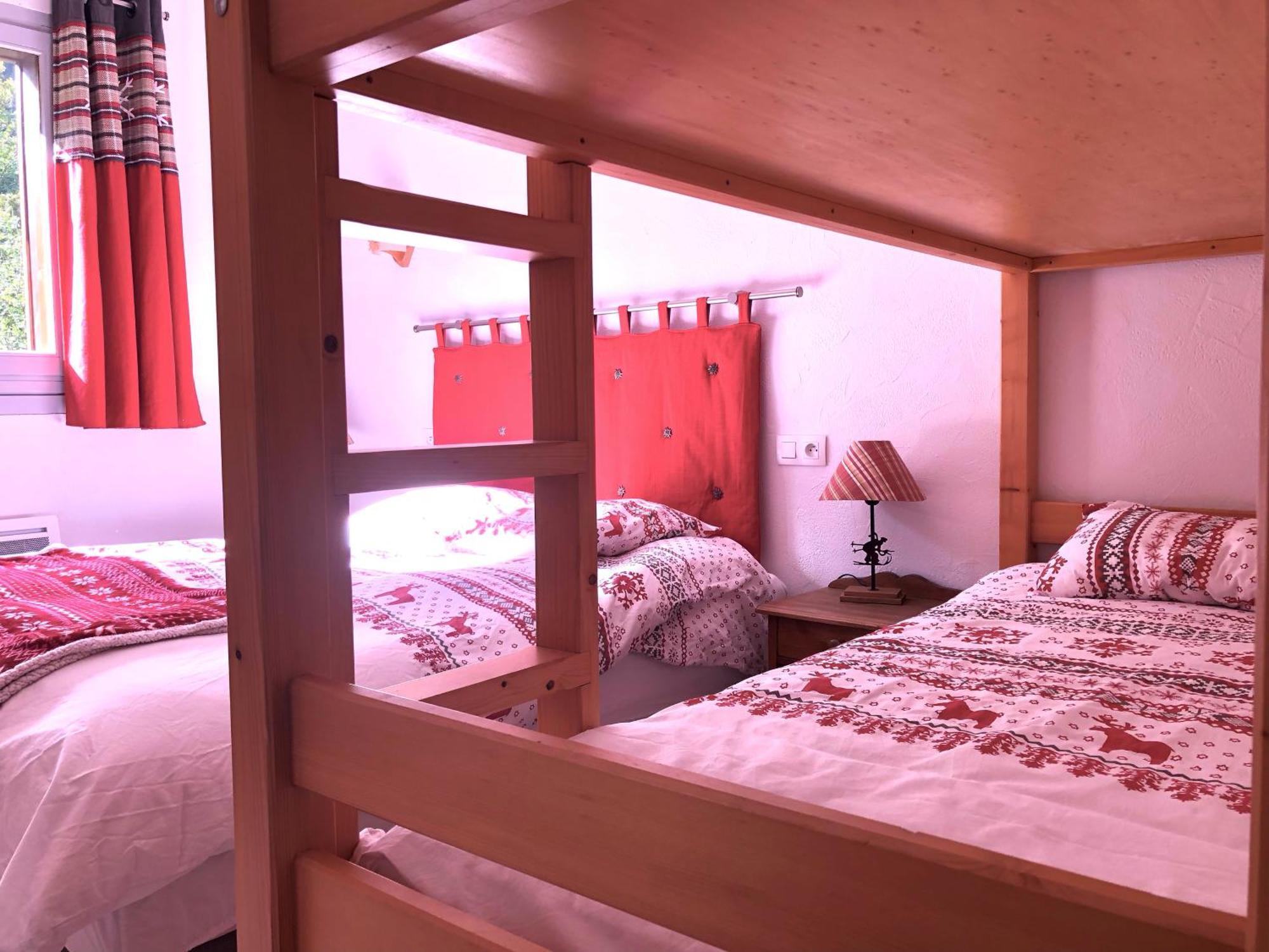Chalet en pleine nature avec 2 appartements pour 6 ou 8 qui peuvent être réunis en 1 pour 14 personnes Saint-Gervais-les-Bains Exterior foto